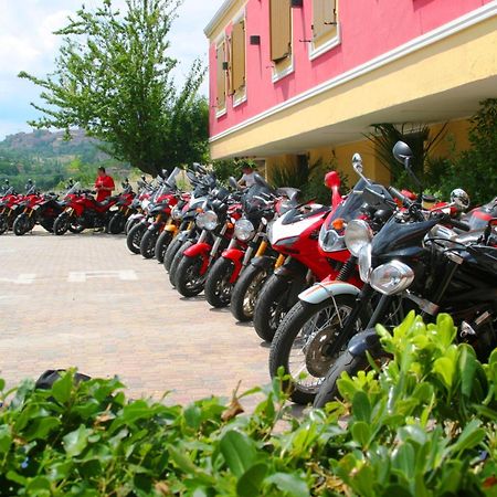 Hotel La Meridiana Urbino Ngoại thất bức ảnh