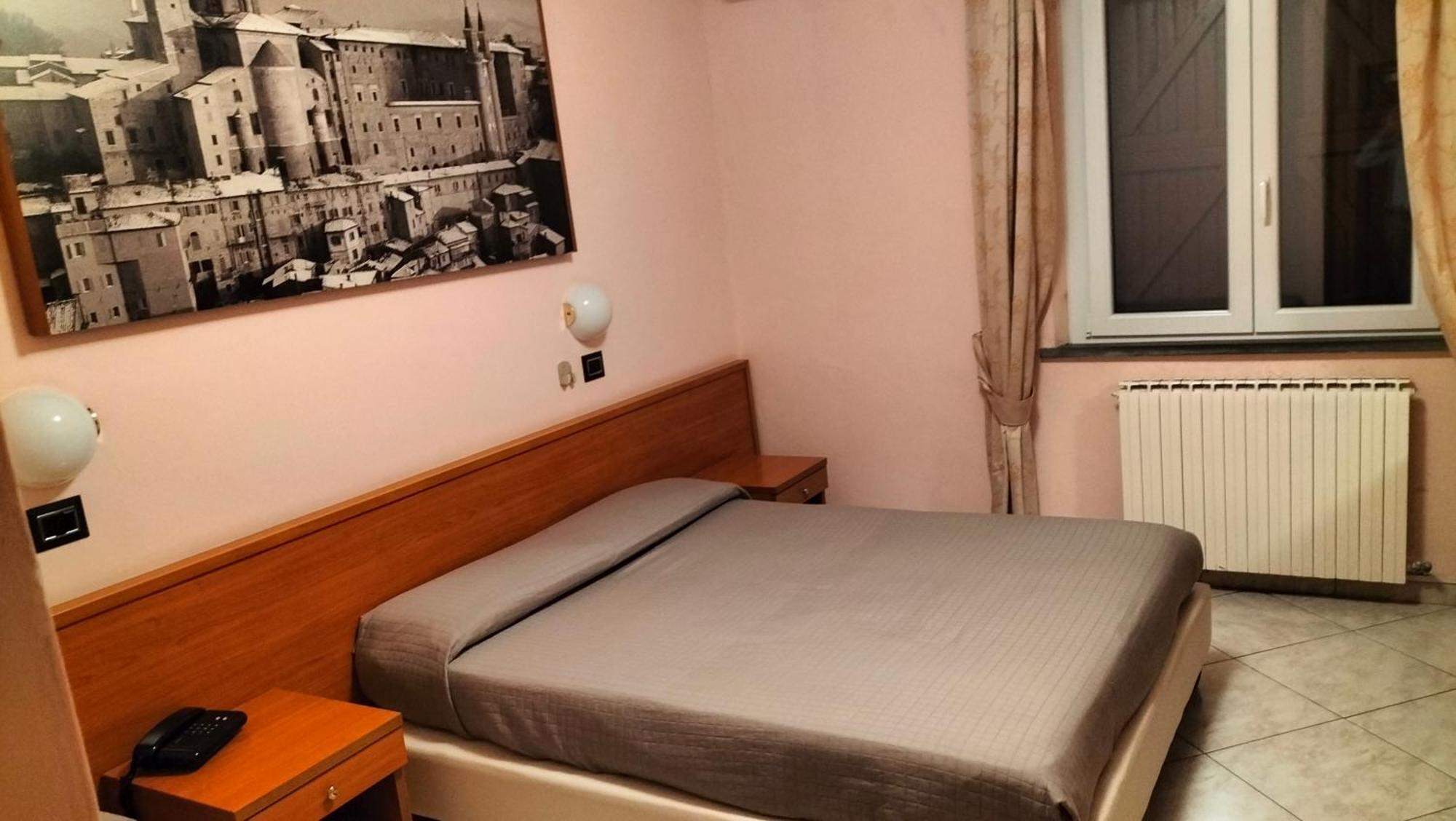 Hotel La Meridiana Urbino Ngoại thất bức ảnh